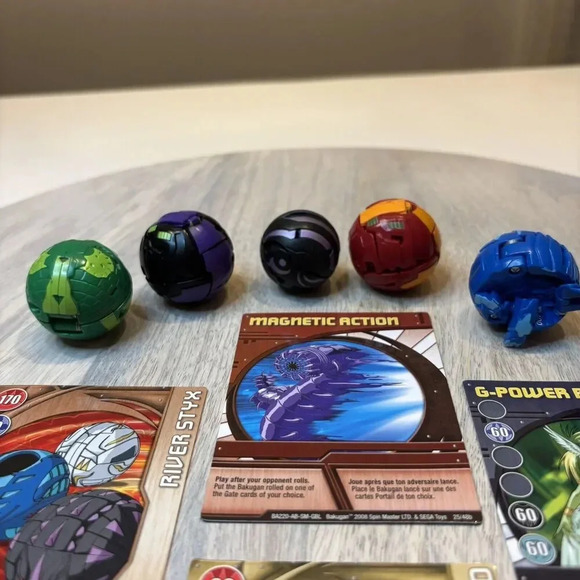 Lot of 5 Bakugan Battle Brawlers & Cards - Picture 2 of 4